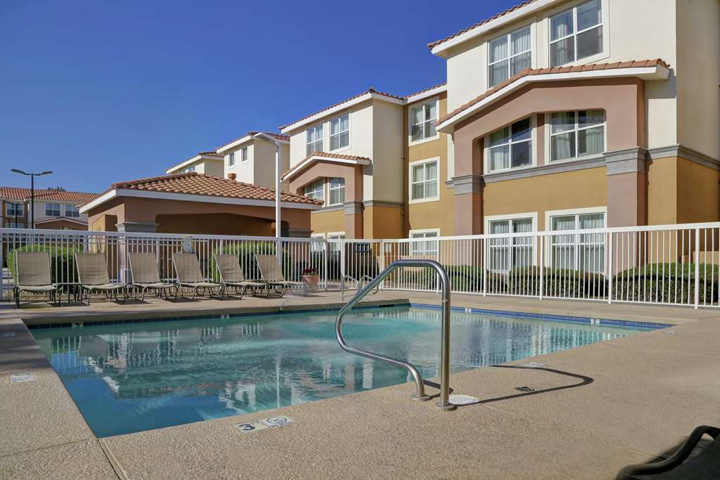 Homewood Suites Phoenix-Скотсдейл Съоръжения снимка