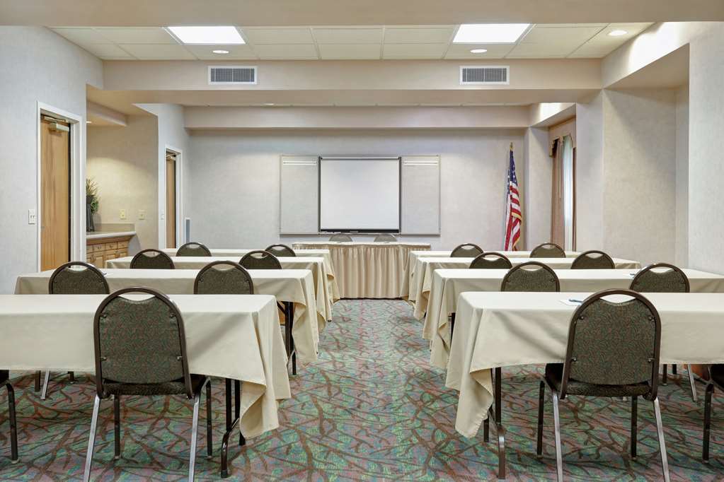 Homewood Suites Phoenix-Скотсдейл Съоръжения снимка